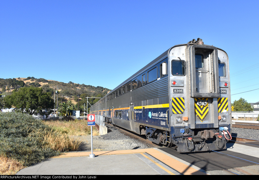 Amtrak Train # 711 heading away from the depot toward its next stop of Richmond-BART 